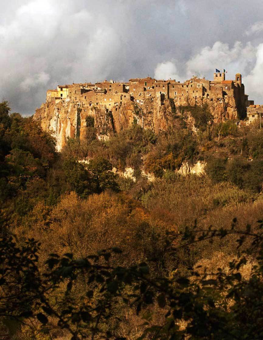 Approaching Calcata