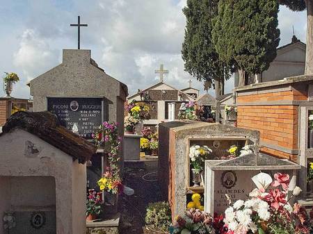 Calcata cemetery